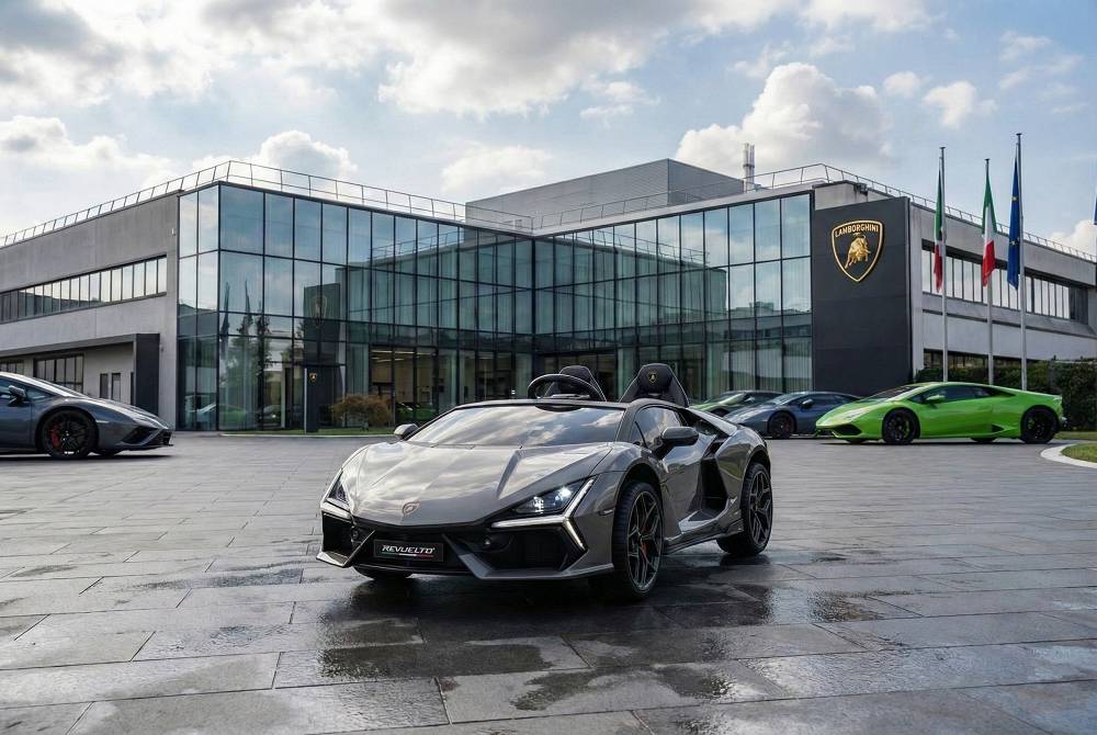 Lamborghini Revuelto – lizenziertes Elektroauto mit 24V-Antrieb, 2-Sitzer - 2.4G+EVA+Ledersitz 2 Lamborghini Revuelto – lizenziertes Elektroauto mit 24V-Antrieb, 2-Sitzer - 2.4G+EVA+Ledersitz – Bild 2
