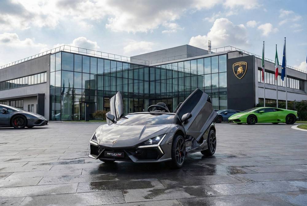 Lamborghini Revuelto – lizenziertes Elektroauto mit 24V-Antrieb, 2-Sitzer - 2.4G+EVA+Ledersitz 5 Lamborghini Revuelto – lizenziertes Elektroauto mit 24V-Antrieb, 2-Sitzer - 2.4G+EVA+Ledersitz – Bild 5