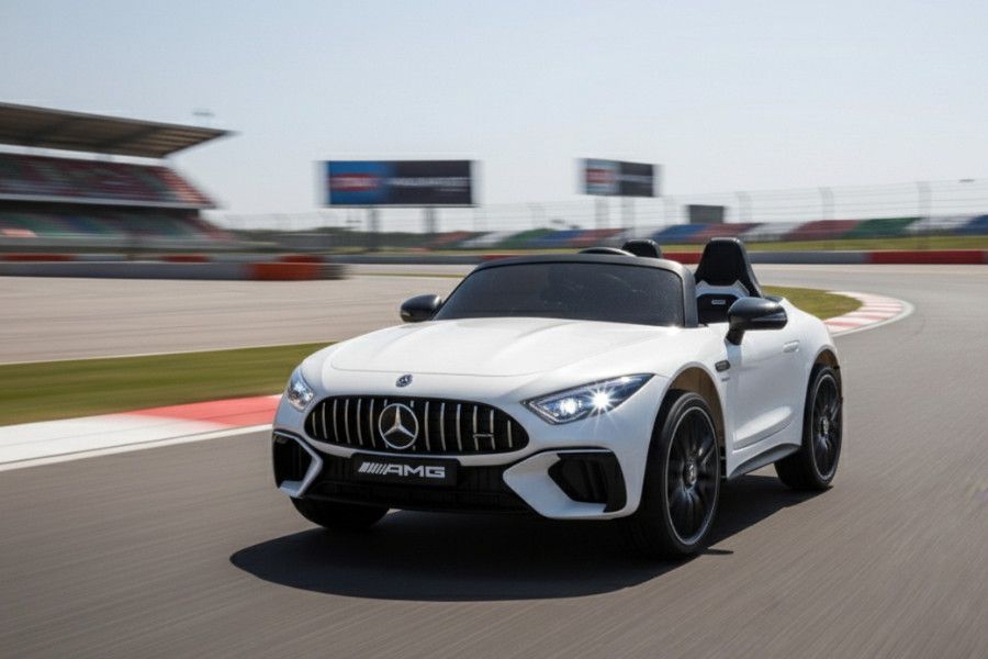 Kinderfahrzeug - Elektro Auto "Mercedes SL63 AMG" - Lizenziert - 24V Akku, 4 Motoren, 2,4Ghz Fernsteuerung, MP3+Ledersitz+EVA-Lackiert Weiss 1 Kinderfahrzeug - Elektro Auto "Mercedes SL63 AMG" - Lizenziert - 24V Akku, 4 Motoren, 2,4Ghz Fernsteuerung, MP3+Ledersitz+EVA-Lackiert Weiss